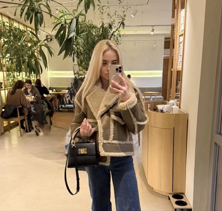 Дубленка коричневая Zara special