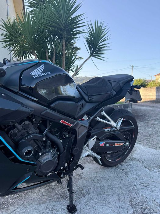 Mota Honda CBR 650R