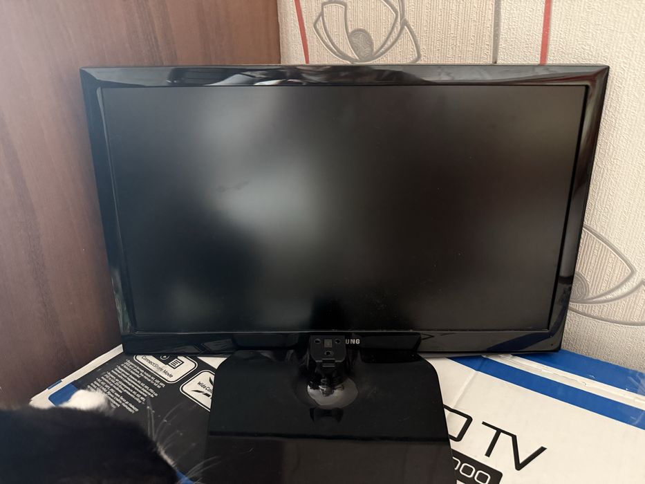 телевізор samsung