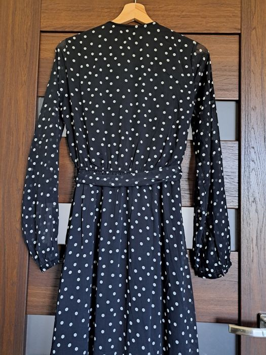 Sukienka w grochy