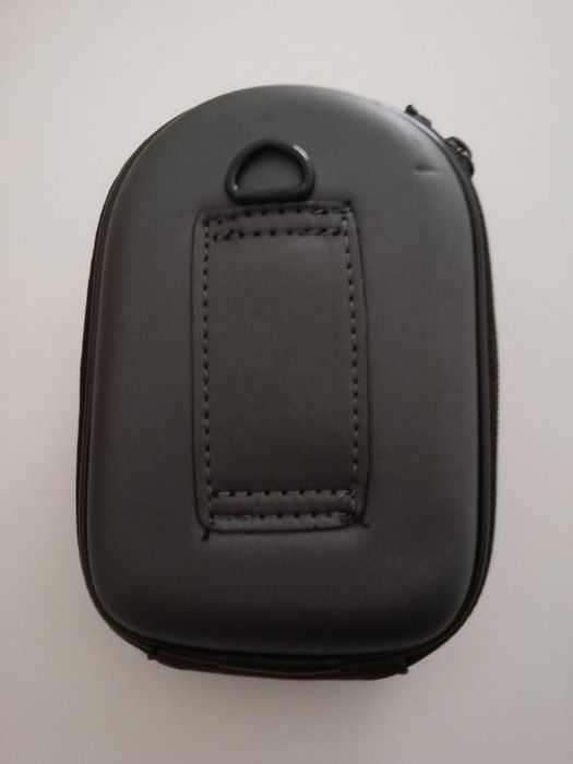 Bolsa para máquina fotográfica nova.