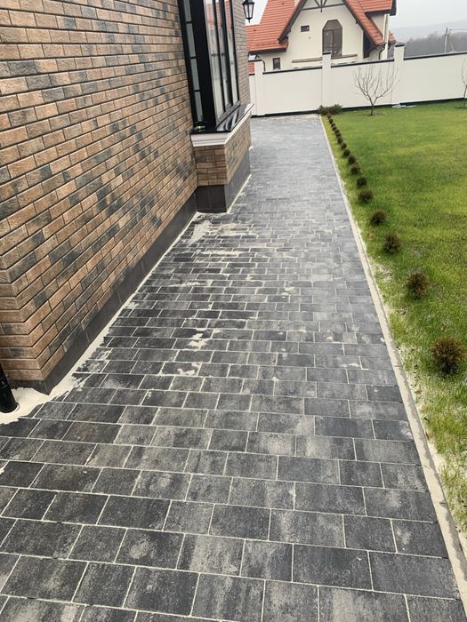 Укладання бруківки