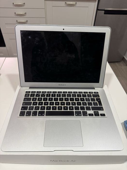 Vendo Macbook Air 13’ 2015