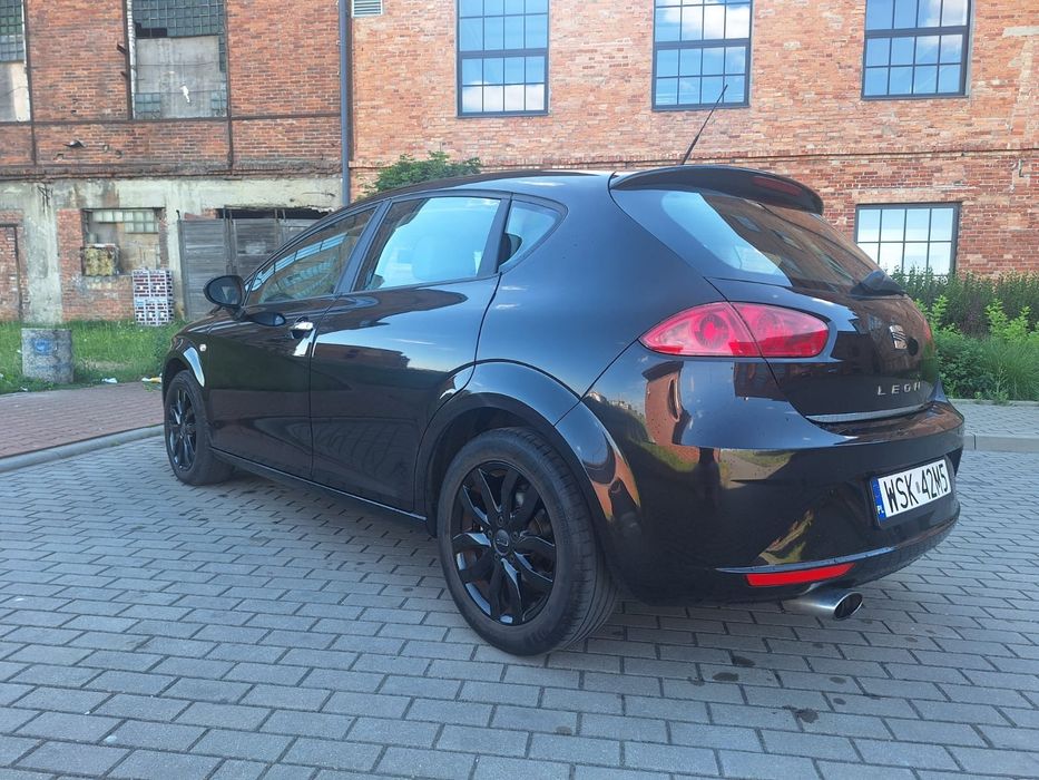 Seat Leon Lift 1.6 Mpi benzyna 2010 rok klima