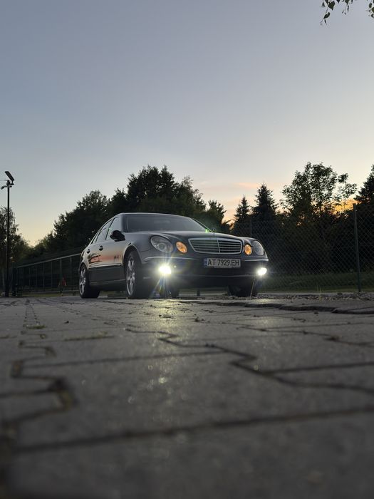 W211 e320 2003 року