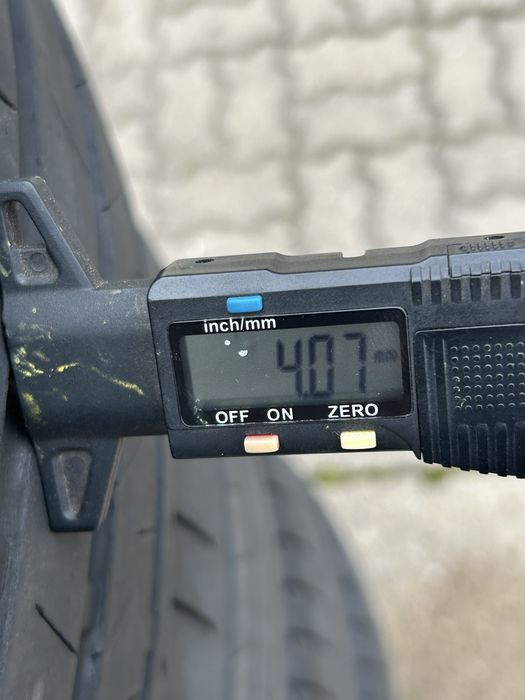55 Opony Letnie Bridgestone 265/45/21 Bardzo Ładne