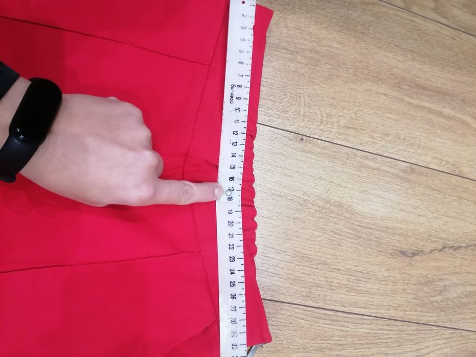 Жіночі червоні брюки, М