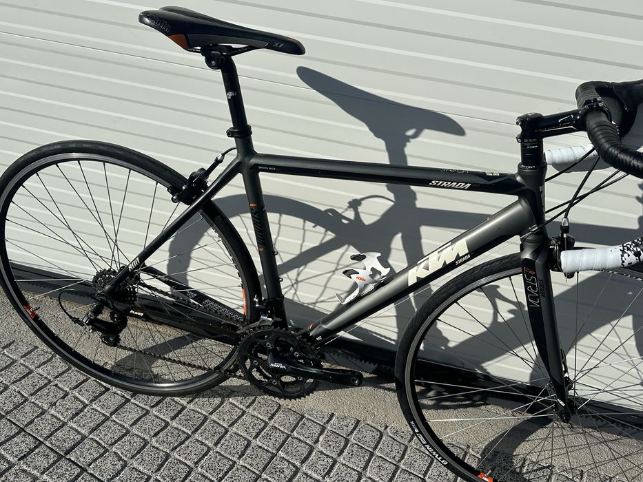 Ktm strada 800 impecavel