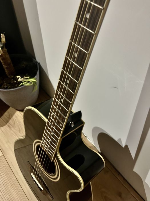 Gitara akustyczna Flight