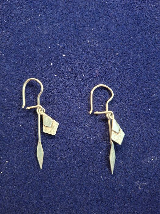 Biżuteria na sprzedaż