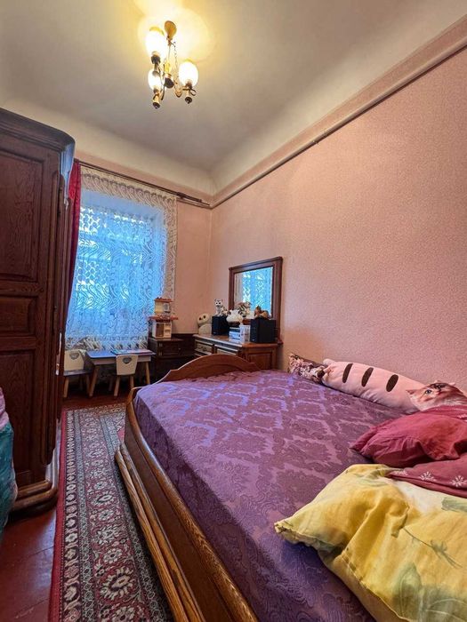 Продам 3-кімнатну квартиру в Центрі, вул. Гімназична/Велика Арнаутська