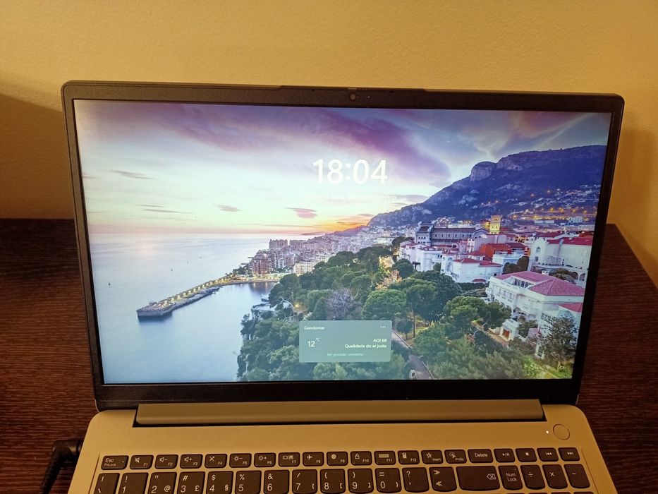 Portátil Lenovo IdeaPad 1 - Rayzen 7 / 16GB / 1TB - Como Novo