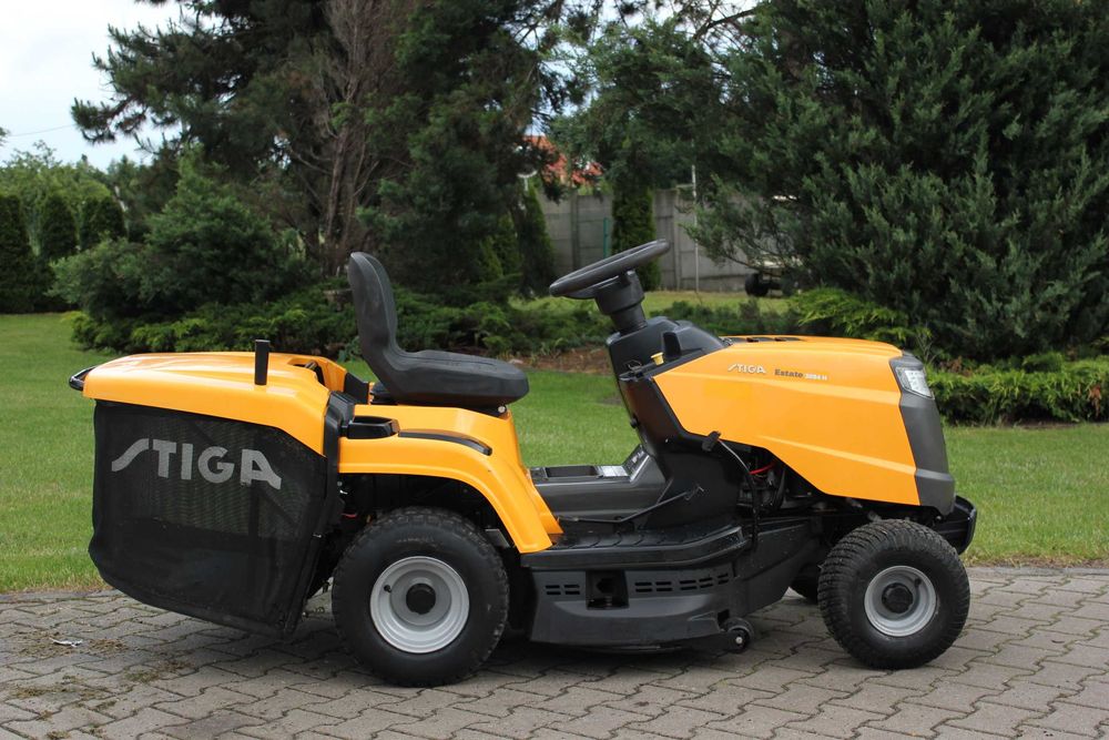 Stiga 3084 H Estate TRAKTOREK Kosiarka