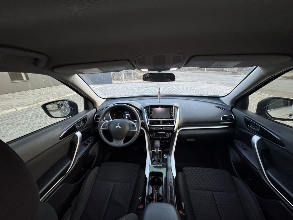 MITSUBISHI Eclipse Cross
