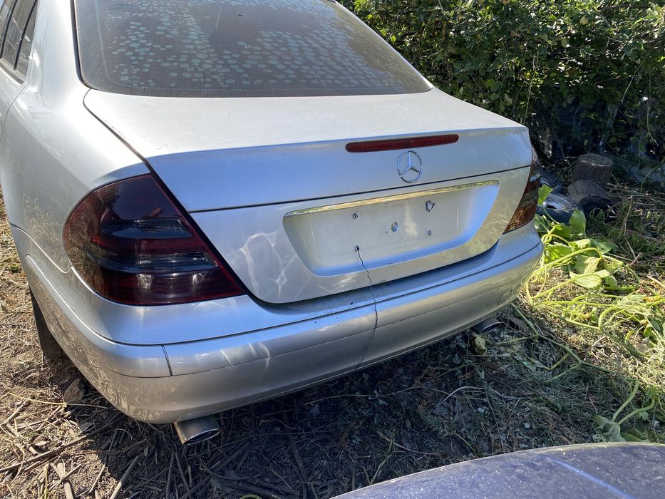 MERCEDES W 211  220 CDI ANO 2003