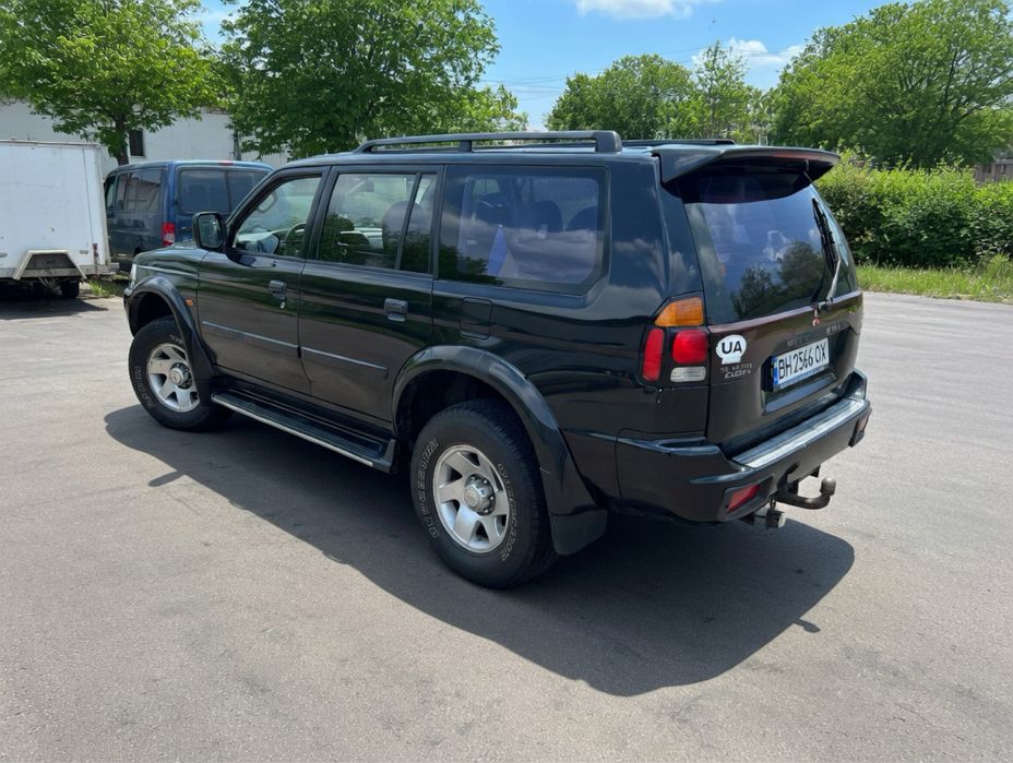 Mitsubishi Pajero 3.5 V6 • 2002 год