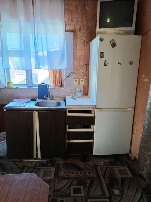 Продам частину будинку, центр