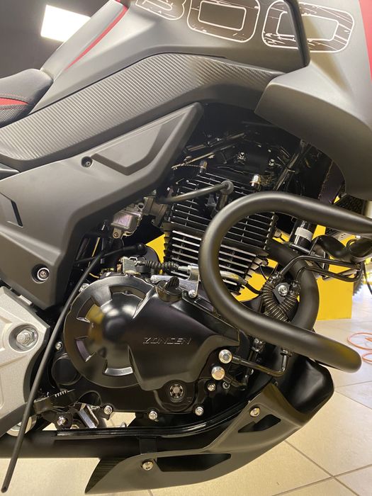 Мотоцикл SPARK SP300T-4