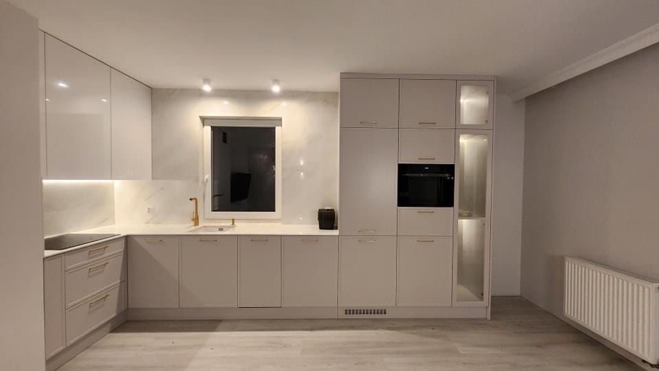 3 pokojowe  mieszknie w wysokim standardzie sprzedam