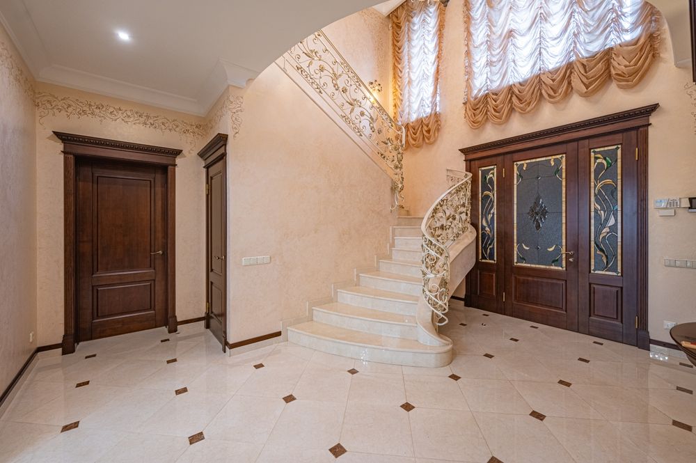 Продаётся VIP дом Киев 18 километров от Крещатика