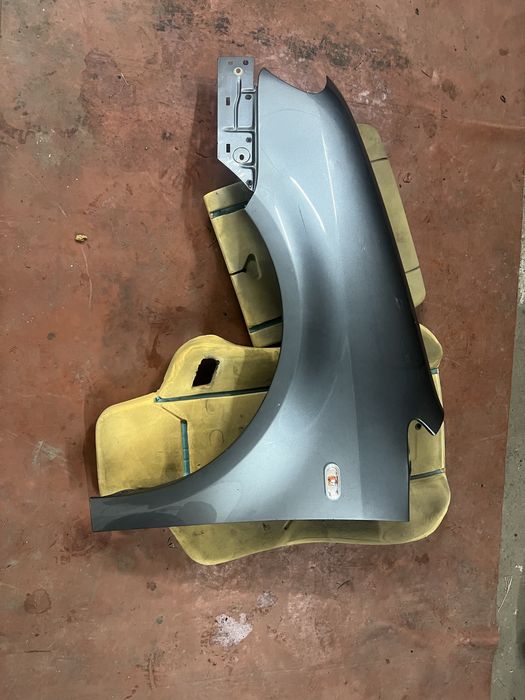 Продам крила для Фольксваген Вольтсваген Volkswagen кадді caddy 3