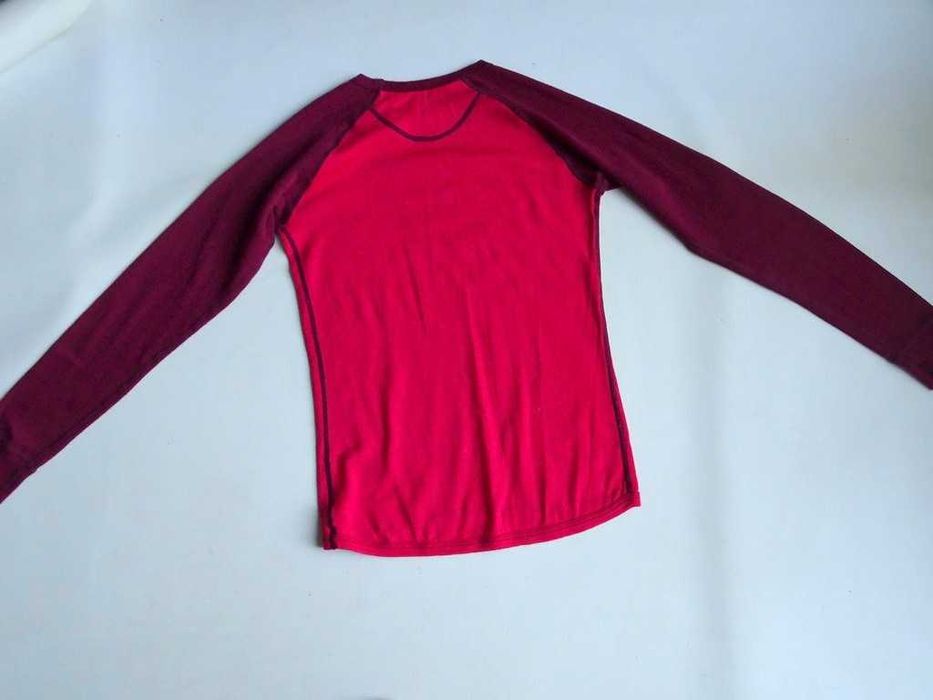 Vikafjell bluzka merino wool  r. 12 lat  super stan