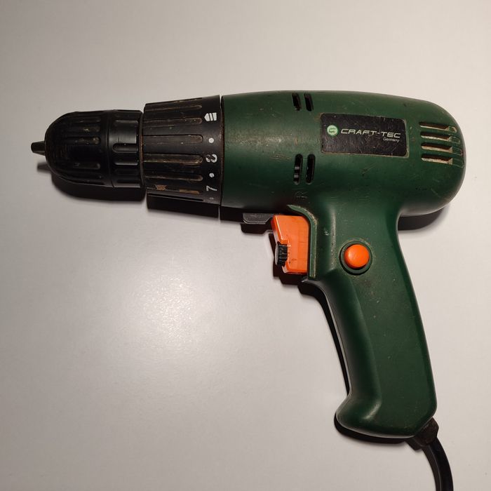 Шурупокрут потужний 220В для ремонту