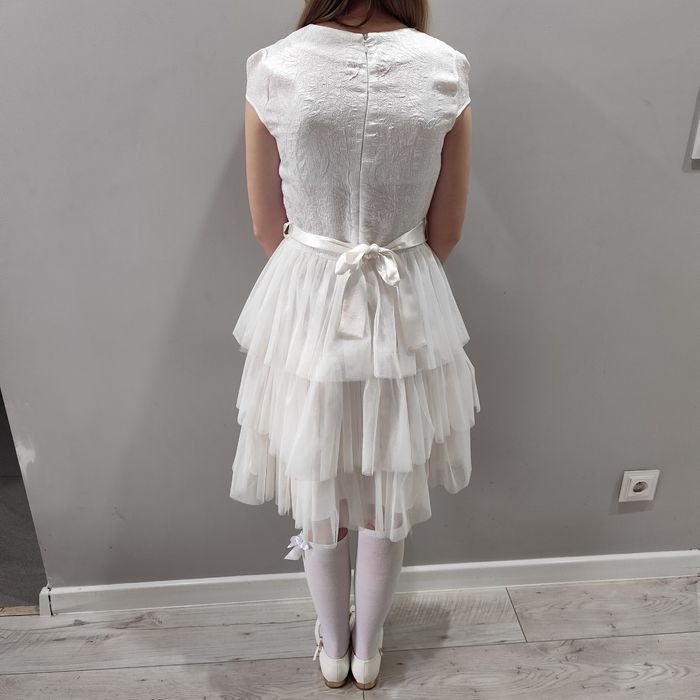 Elegancka Sukienka wizytowa/ po Komunii. Rozmiar 158