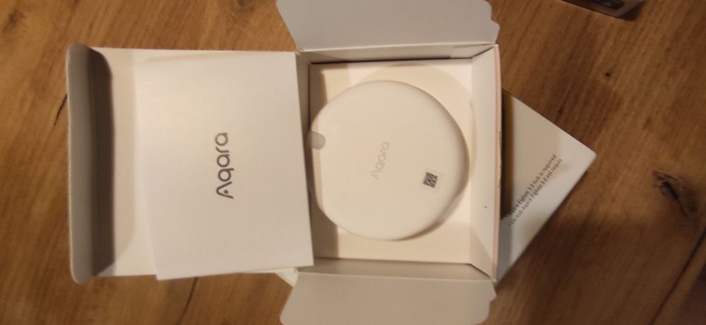 Zestaw Aqara Czujnik Obecności FP2, taśma LED Strip T1 , Hub M100