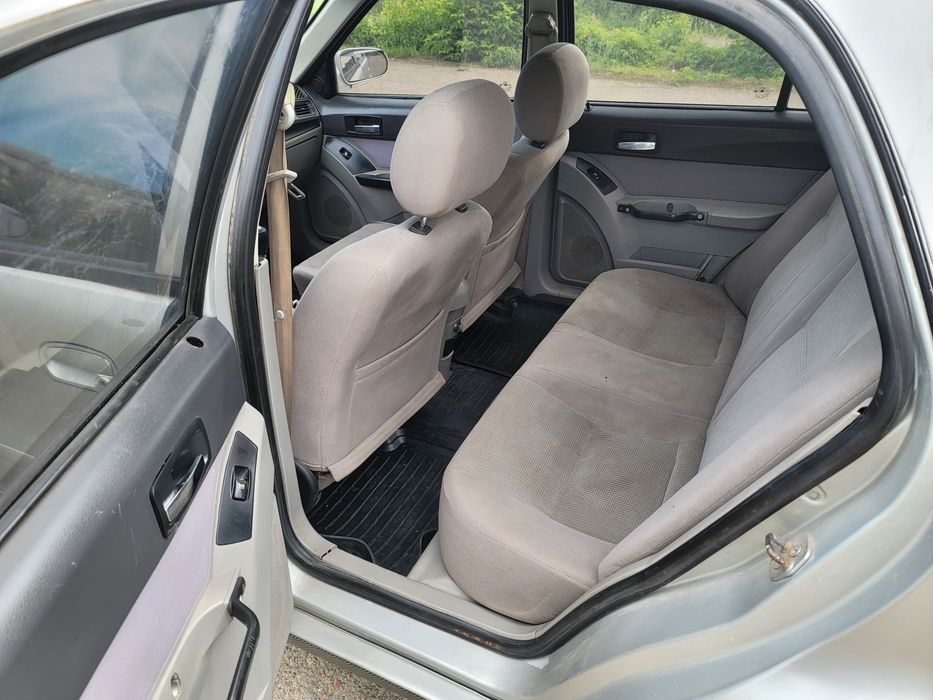Автомобіль Geely CK