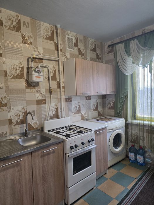 Здаю однокімнатну квартиру пр. Миру вул. Театральна відмінний стан