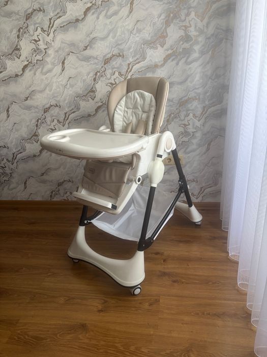 Стілець для годування Carrello stella