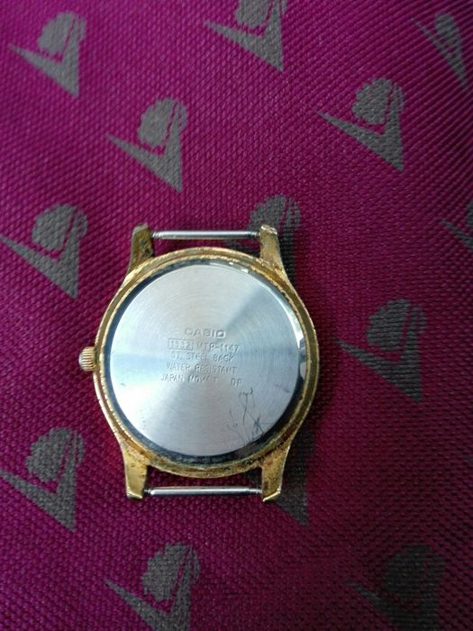 Vendo relógio de pulso