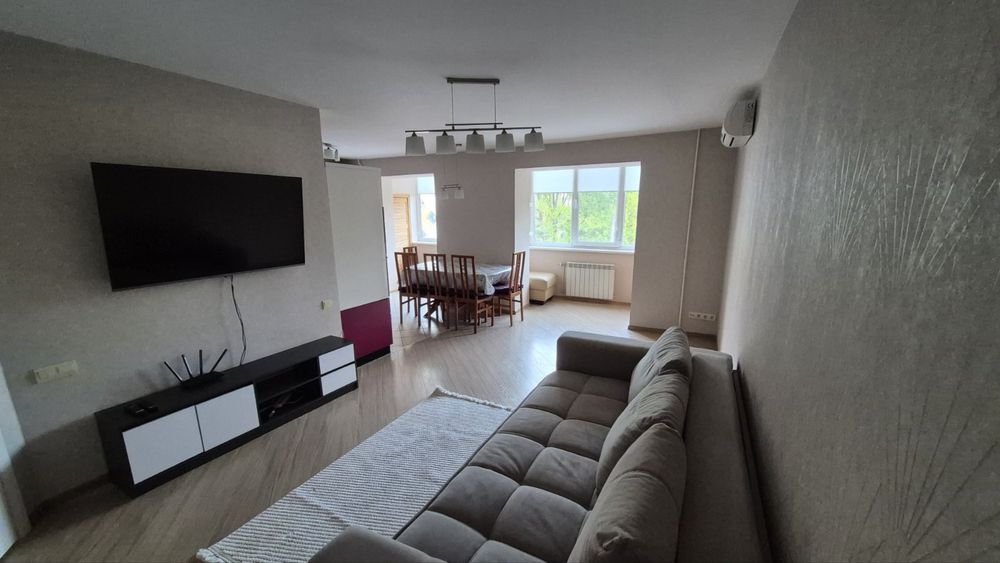 3-кімнатна в самому Центрі , Лепкого