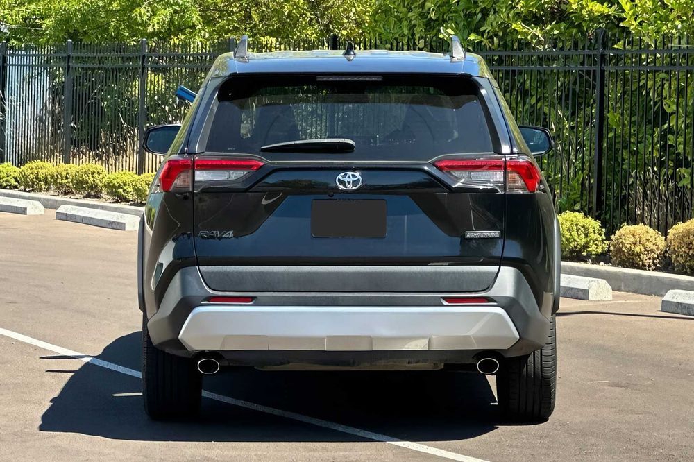 Toyota RAV4 Adventure      2020