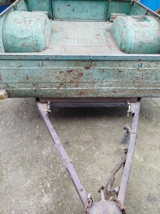 Прицеп до легкового автомобіля