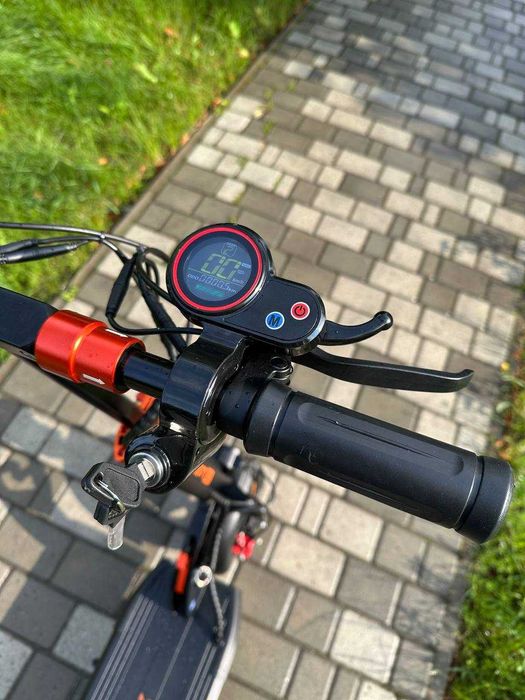 Електросамокати від прямого постачальника X-B00ST Scooter OO1 (800 Вт/15 Ампер), Електросамокат