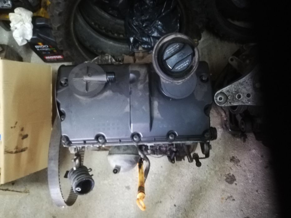 Części silnik CFW 1.2TDI blok głowica egr przepustnica wałek