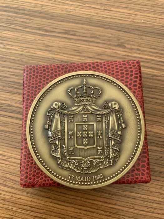 Duas medalhas comemorativas do casamento dos Duques de Bragança