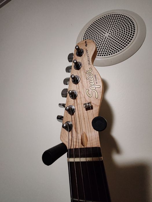 Guitarra Fender Squier Affinity Telecaster  + Amplificador Fender 10G