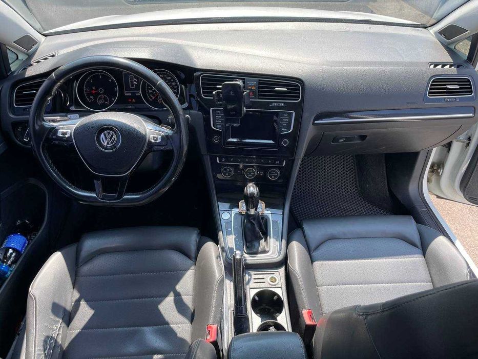 Volkswagen Golf 2015 2.0 Дизель АКПП Обмін/Кредит/Лізинг