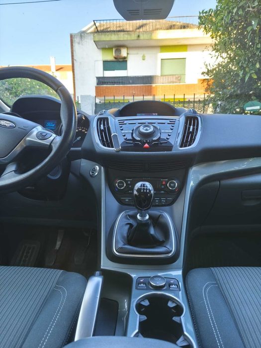 Ford C-Max 1.0  Titanium - 112.000 km - Negociável– (Muito estimado)