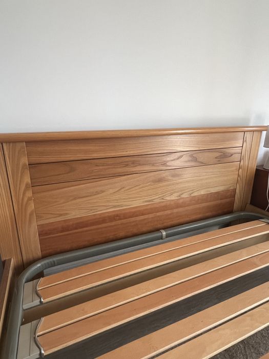 Estrutura de cama e estrado