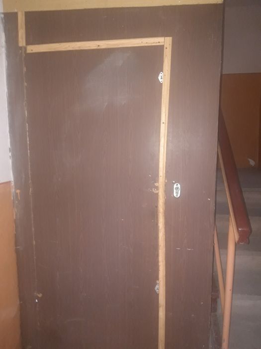 Продається 2-х кімнатна квартира  в самому центрі смт. Рожнятів