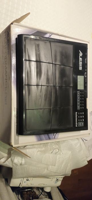 Alesis PerformancePad – Percussão Eletrónica | Caixa Original