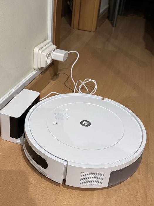 Aspirador Roomba Essential