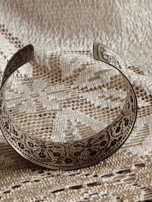 Piękna  bransoletka srebna