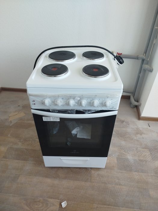 Продам електроплиту Грета