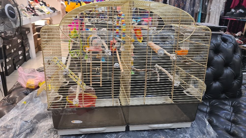 Клетка для птиц с перегородокой