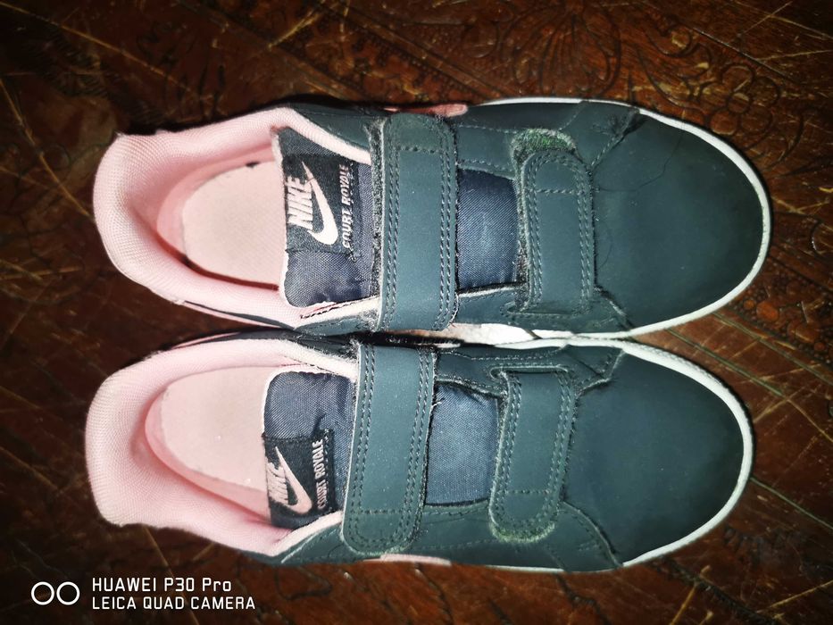 Sapatilhas Nike t. 30 menina